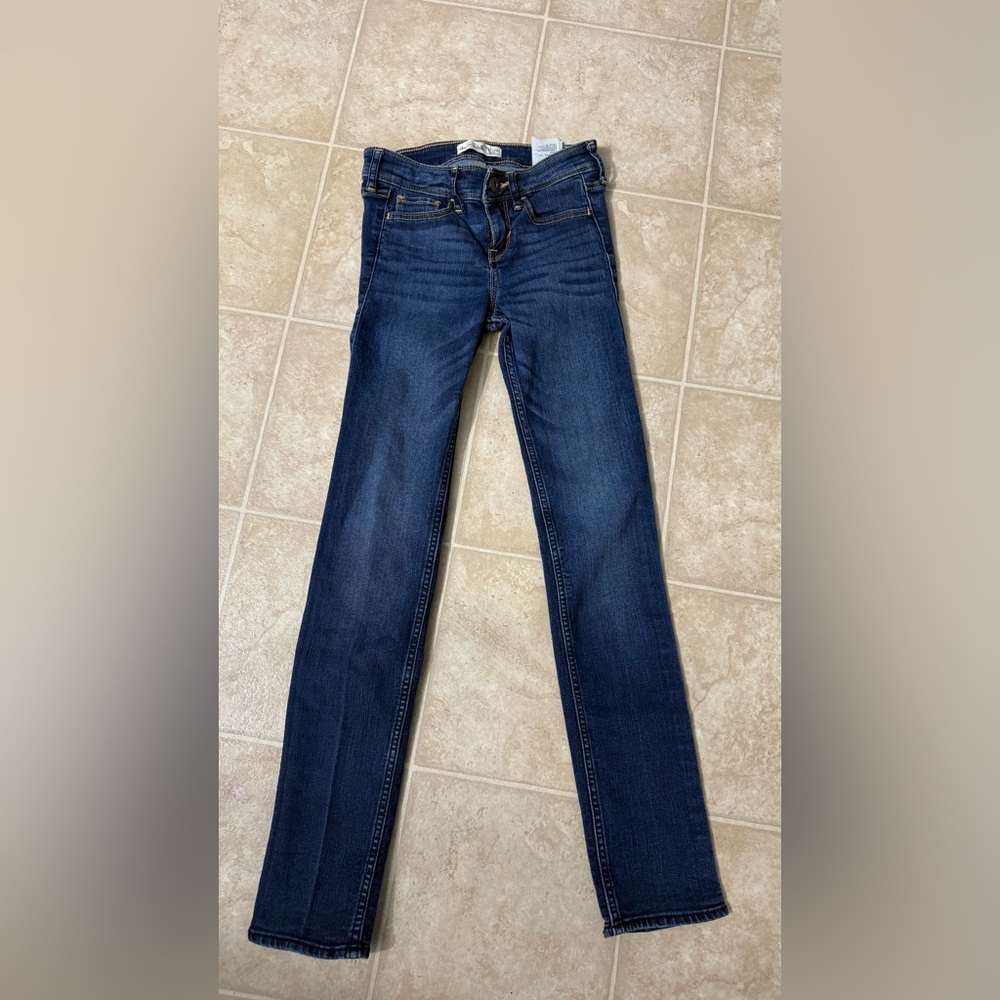 Abercrombie, kids jeans, girls size 12 slim 
great condition